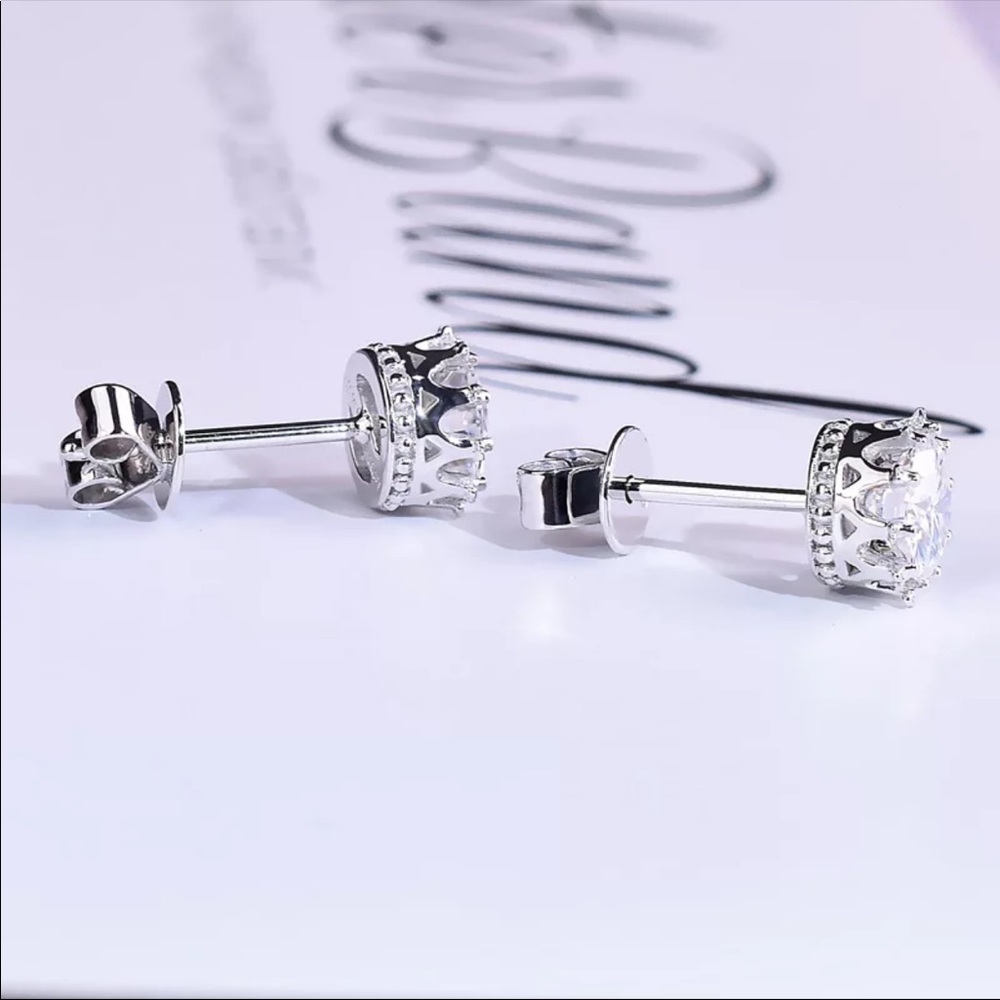 Sterling Silver Crystal CZ Diamond Stud Earrings, NICE EARRINGS, CUTE EARRINGS - Picture 2 of 4